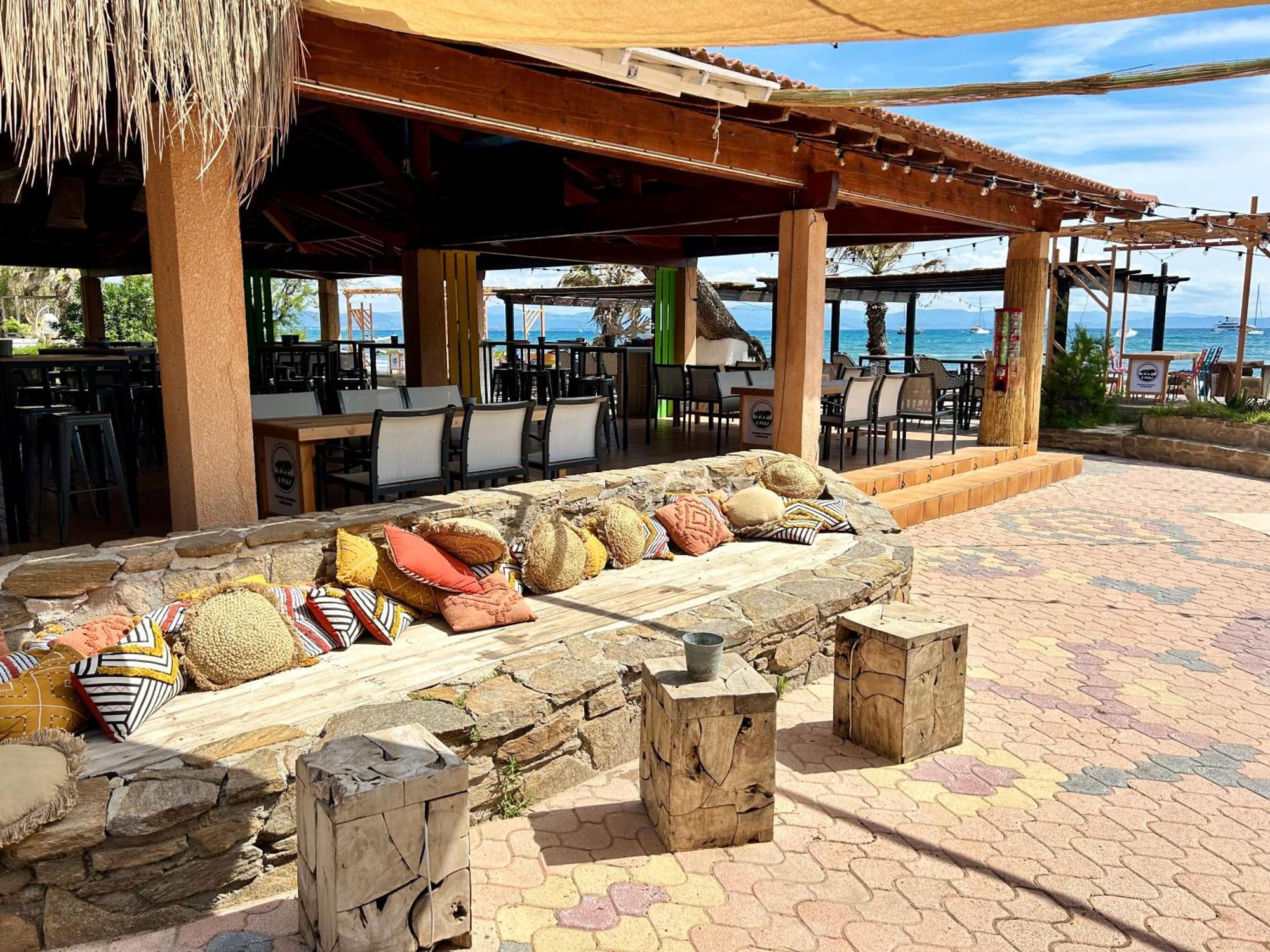 Hotel Playa Pachamama Hyères Exterior foto